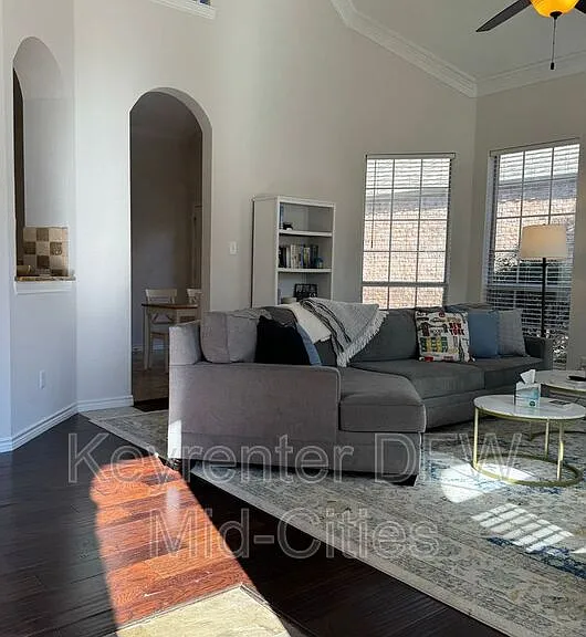 6213 Park Meadow Ln — Photo 2