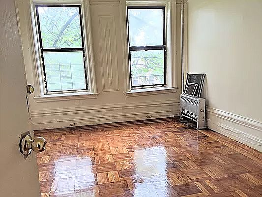 4th image of 253 Parkside Ave APT 3