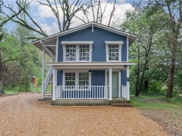 404 Columbus St W, Fayette, AL 35555