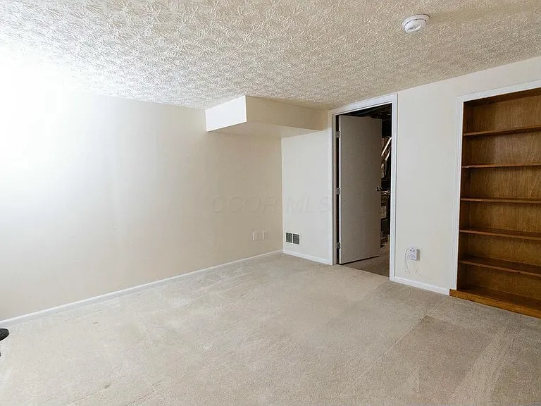 1749 Messner Dr — Photo 11