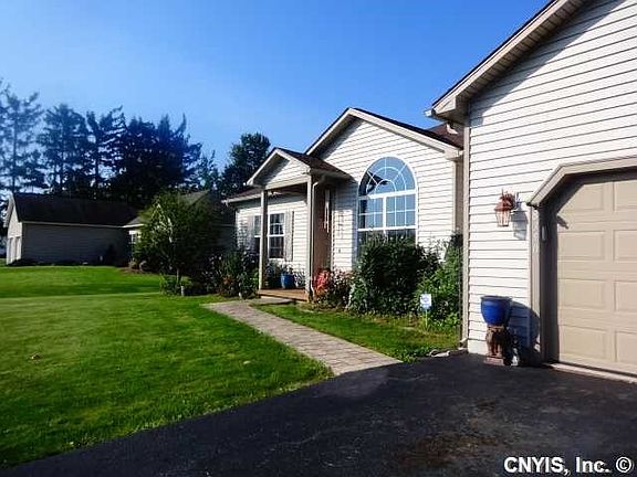 2nd image of 8350 Nates Ln