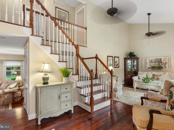 433 Yorkshire Dr, Severna Park, MD 21146