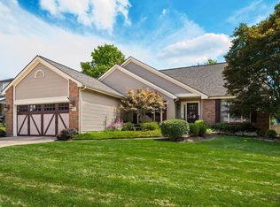 2571 Salyer Ct, Powell, OH 43065