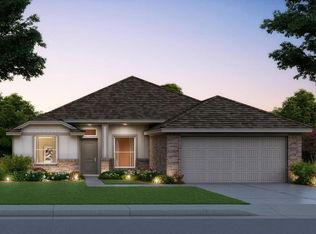1812 Pin Cherry Ln, Moore, OK 73160