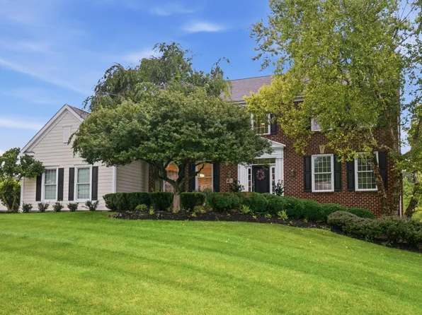 5190 Leydorf Ln, Westerville, OH 43082