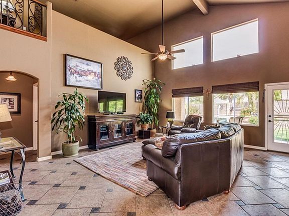 0009-Grandview - 738 (10)