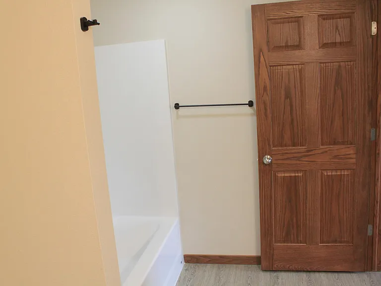 231 Centennial Dr — Photo 7