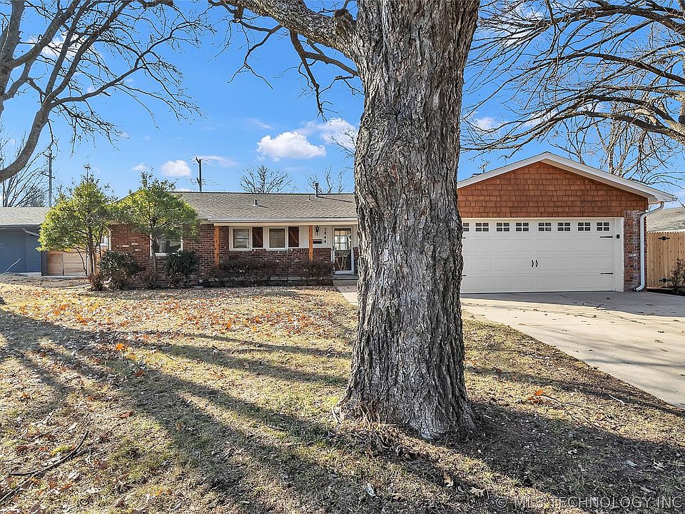 1st image of 3844 E 56th Pl