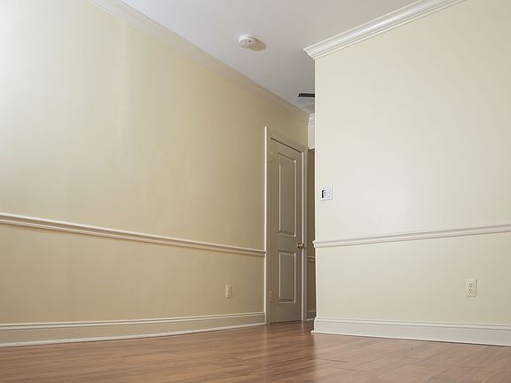 3rd image of 526 N High Street # Fl 2nd