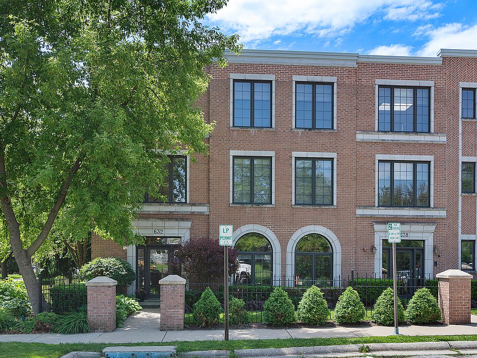 1st image of 632 Lasalle Pl
