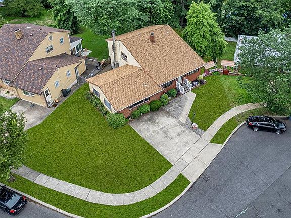3rd image of 5803 Granite Ct