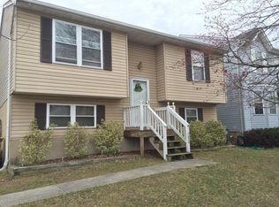 7839 Kings Bench Pl, Pasadena, MD 21122