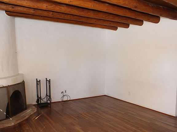 2nd image of 1428 Santa Cruz Dr