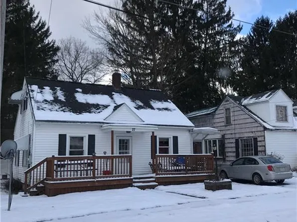 27 Myers Ave, Salamanca, NY 14779