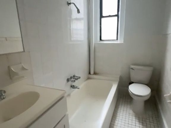 3rd image of 1325 College Ave #4A