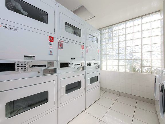 5th image of 5409 Carlton Way APT 119