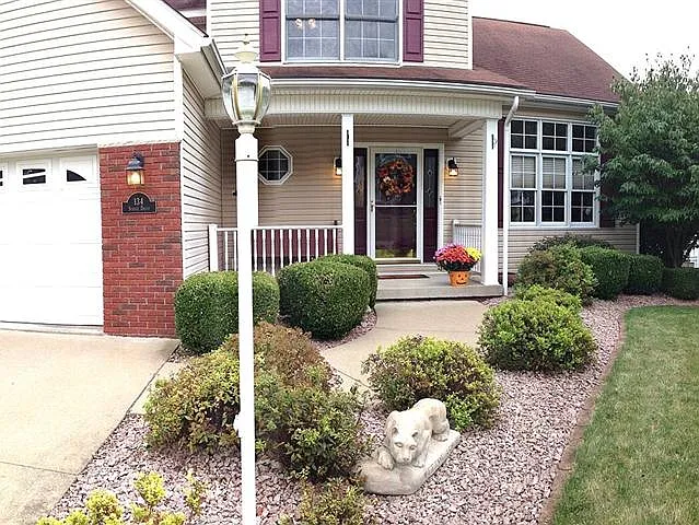 134 Spruce Dr photo 1
