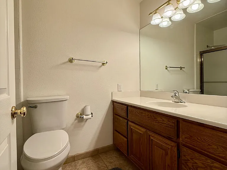 5220 Dresden Cir — Photo 6