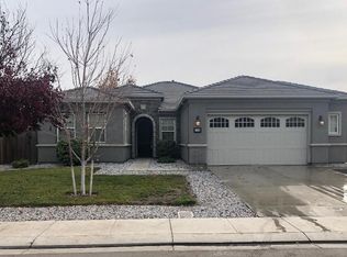 1110 Clearwater Creek Blvd, Manteca, CA 95336