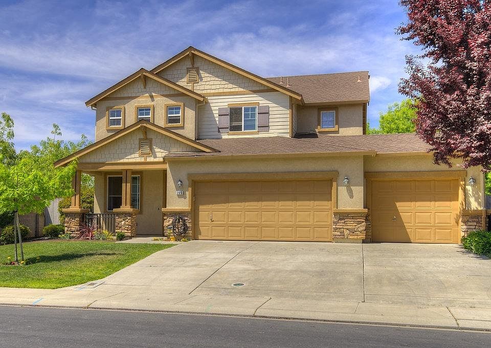 1st image of 205 River Bend Ln