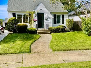 3710 63rd St, Kenosha, WI 53142