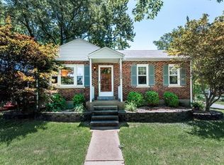 1004 N Castello St, Florissant, MO 63031