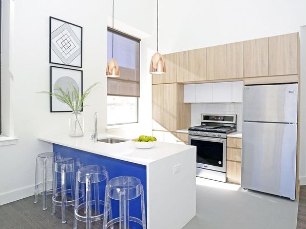 15 William St APT 304