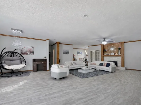 10709 Fairway Ave, Oklahoma City, OK 73170