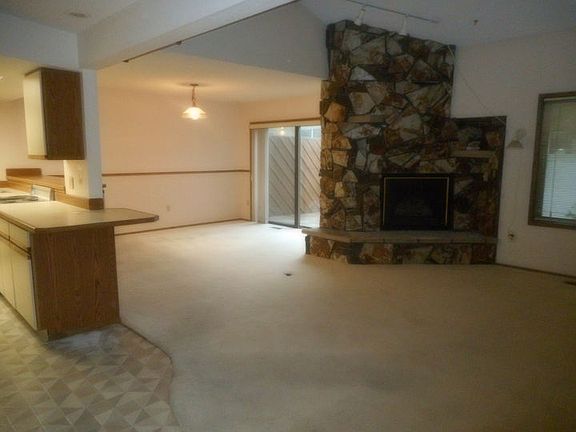 2nd image of 3170 Solar Blvd APT 14