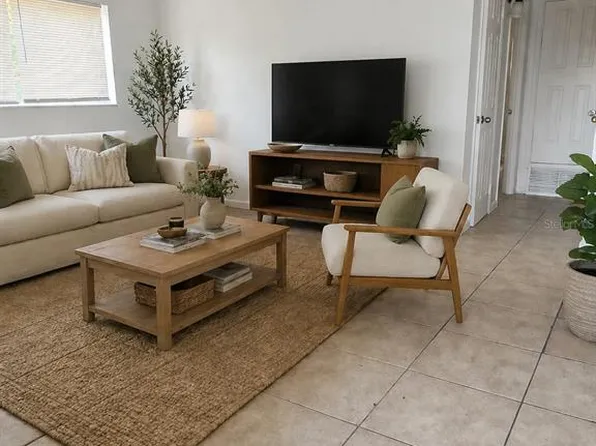 180 Minna Ln APT 312, Merritt Island, FL 32953