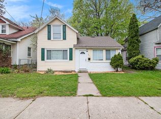 821 Temple St SE, Grand Rapids, MI 49507