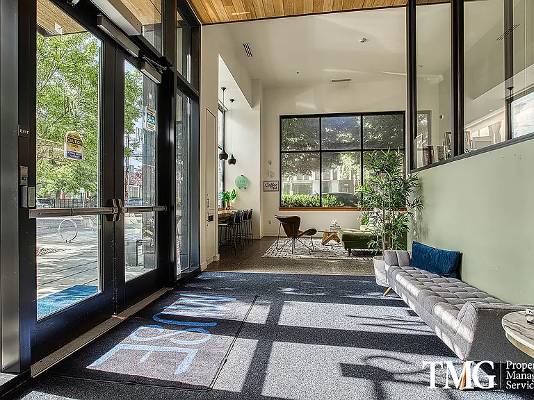 Muse Apartments — Photo 16