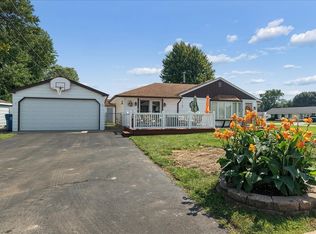 4242 W 90th Pl, Hometown, IL 60456