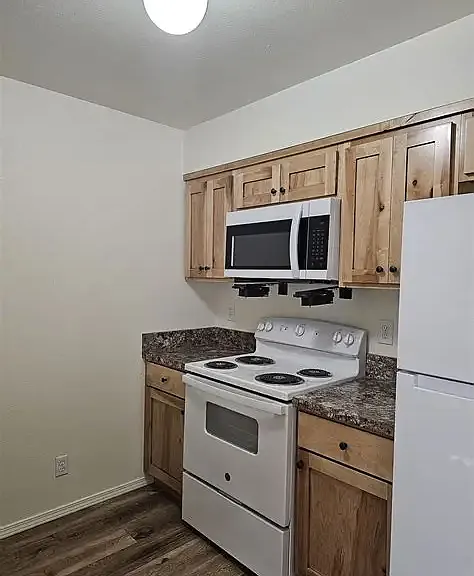 Aspen Park Apartments — Photo 3