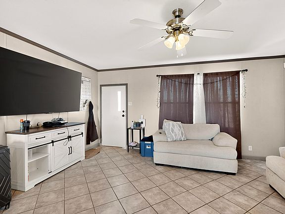 3rd image of 10 Luminoso Ct