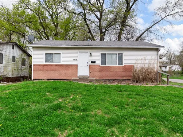 10465 Lord Dr, Saint Louis, MO 63136