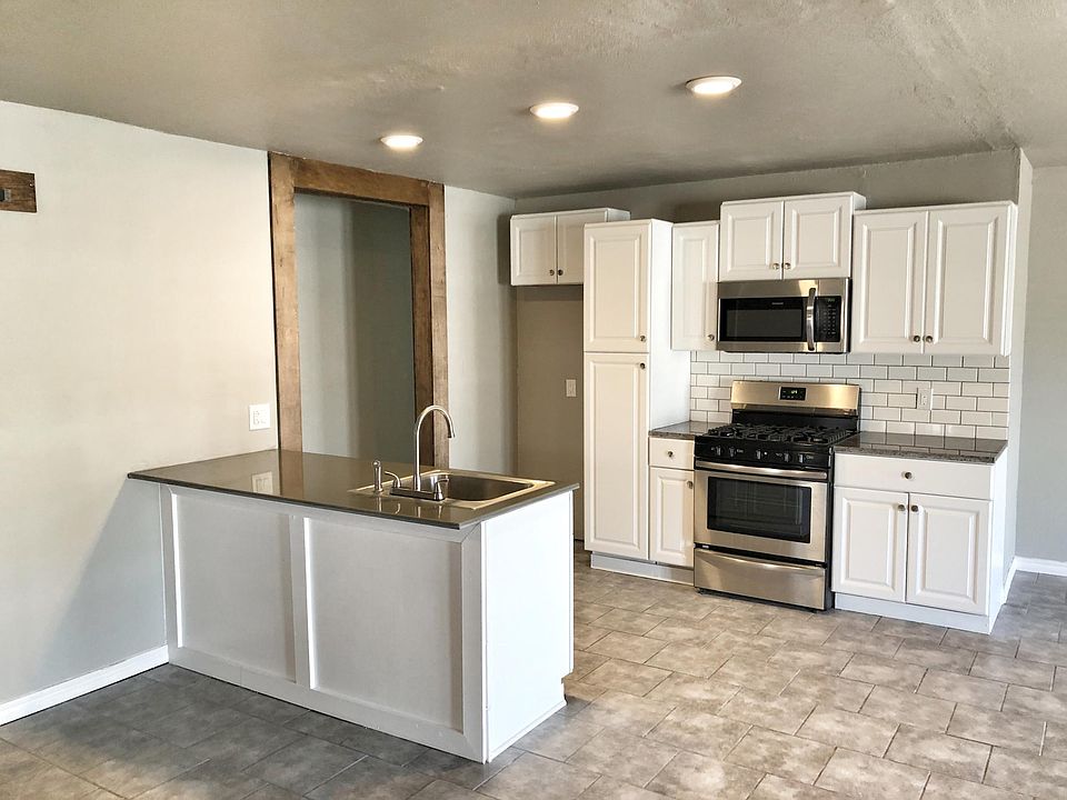 1st image of 10001 Southridge Dr
