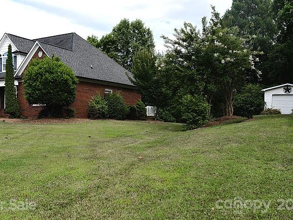 4th image of 529 Lake Montonia Rd