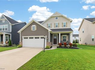 36283 Lands End Dr, North Ridgeville, OH 44039
