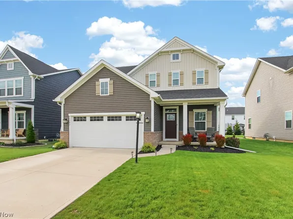 36283 Lands End Dr, North Ridgeville, OH 44039