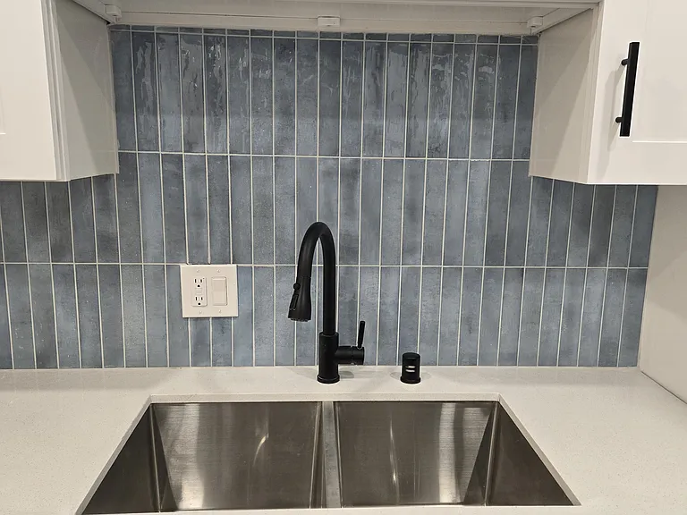 7521 Norton Ave #7 — Photo 8
