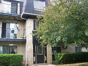 2nd image of 252 Shorewood Dr APT 1D