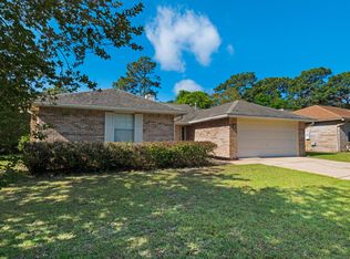 210 Brook Ct, Niceville, FL 32578
