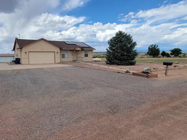 1427 N Challenger Dr, Pueblo West, CO 81007