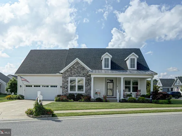 242 Nobles Pond Xing, Dover, DE 19904