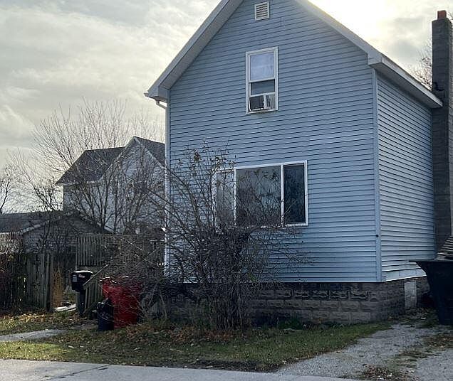 2nd image of 212 McKinley Ave