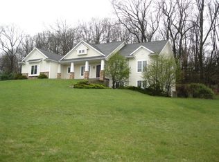 1765 Platinum Falls Dr SE, Ada, MI 49301