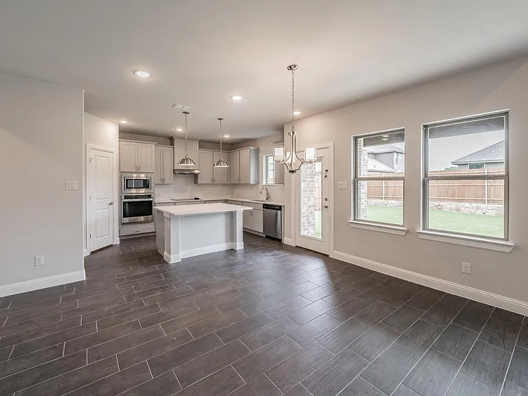 224 Gardenia Dr — Photo 7