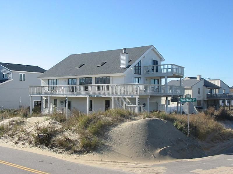 2nd image of 3037 Sandfiddler Rd