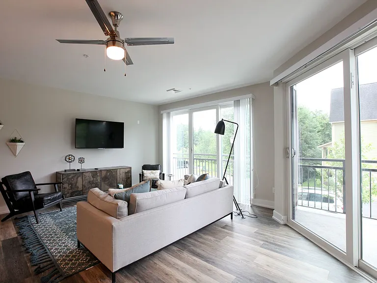 Excelsior Park Apartments — Photo 46